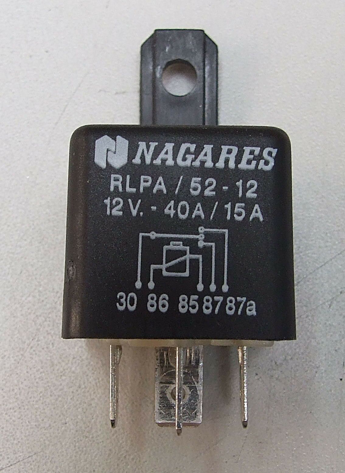 Rele 12v-30a-5 izlaza.