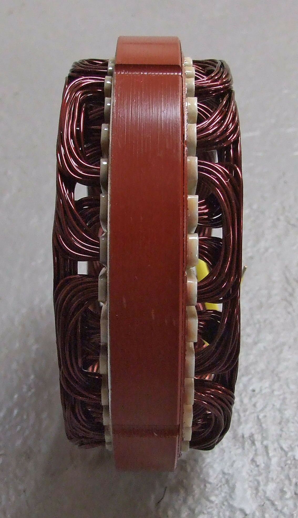 Stator alt  bosch 24v 27amp